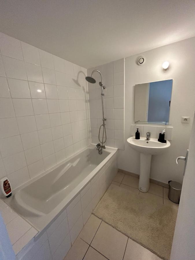 Charmant Appartement 2 Ch Nyons-Centre Ville Exterior photo