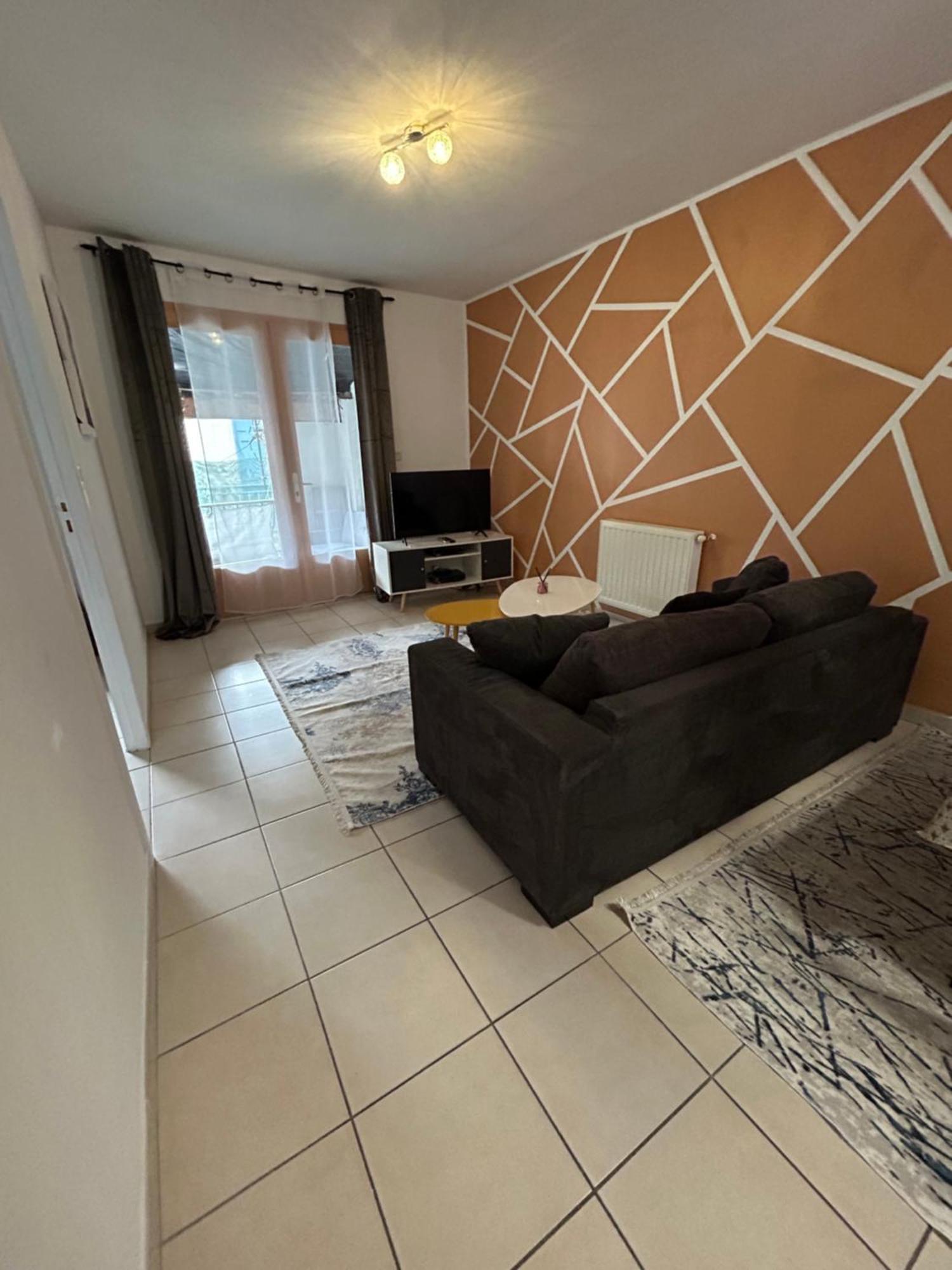 Charmant Appartement 2 Ch Nyons-Centre Ville Exterior photo